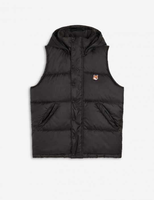 SLEEVELESS DOWN JACKET 出典：https://maisonkitsune.com