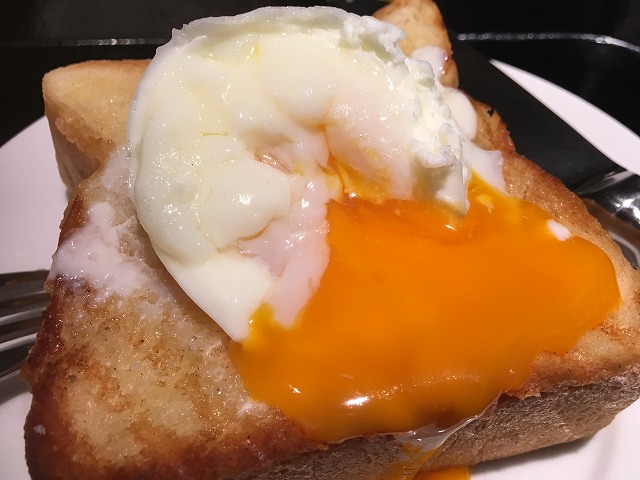 エッグ オン トースト