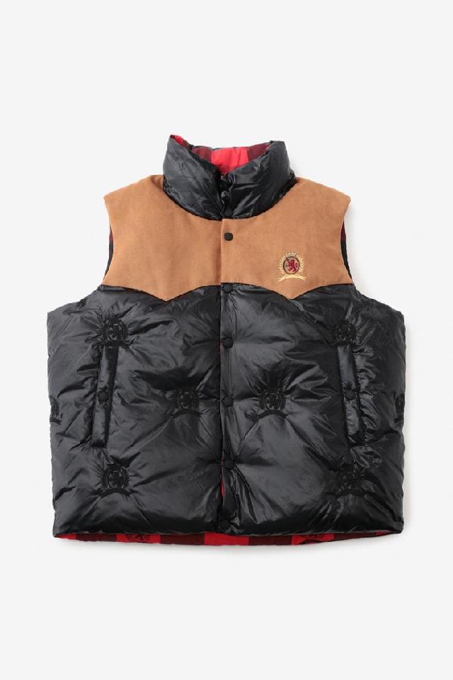 DOWN VEST 出典：https://japan.tommy.com