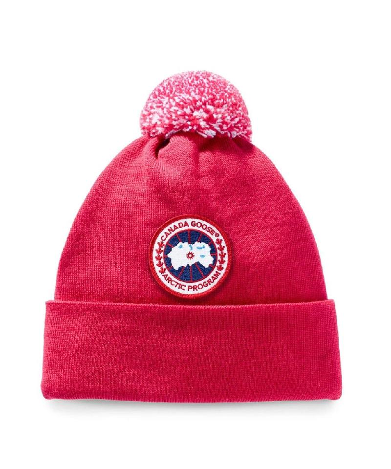 KIDS MERINO POM TOQUE 出典：https://www.canadagoose.jp