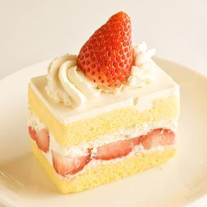 ショートケーキ 出典：http://www.ginza-west.co.jp/product/detail2_110.html