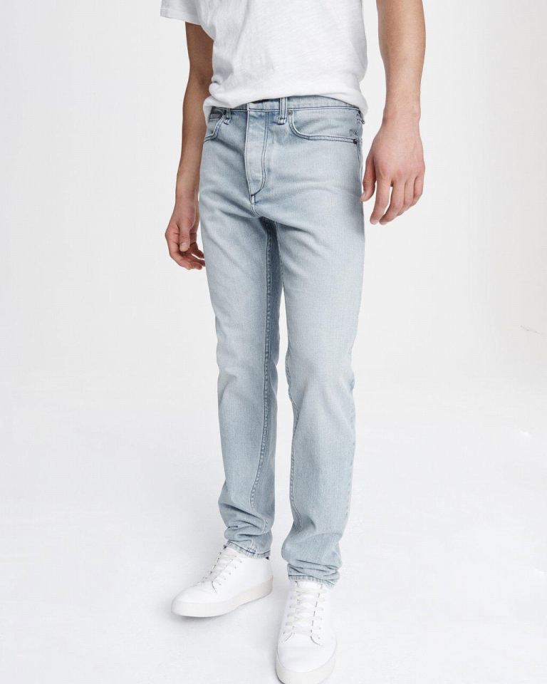 slimmest fit 出典：https://www.rag-bone.com/mens/new-arrivals/fit-1-in-rialto-MED20S1224K8RI.html?cgid=mens-new-arrivals&categoryfrom=men#start=11