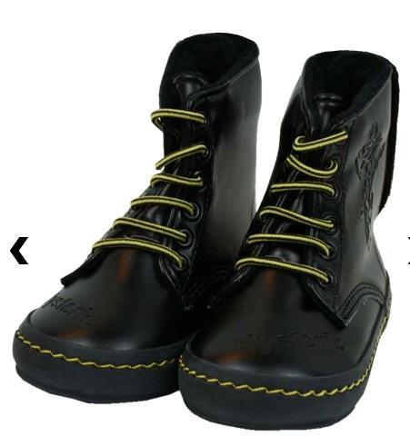 MY FIRST HYSTERIC　BABY編上げシューズ 出典：http://www.hysteric-mini.com/shop/g/g1009002810114/?access_goods=1009002810114