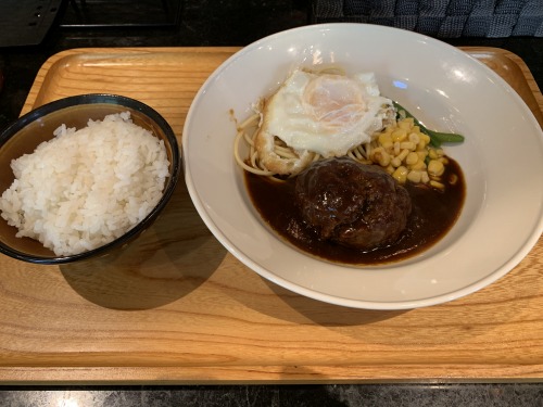 ハンバーグシチュー