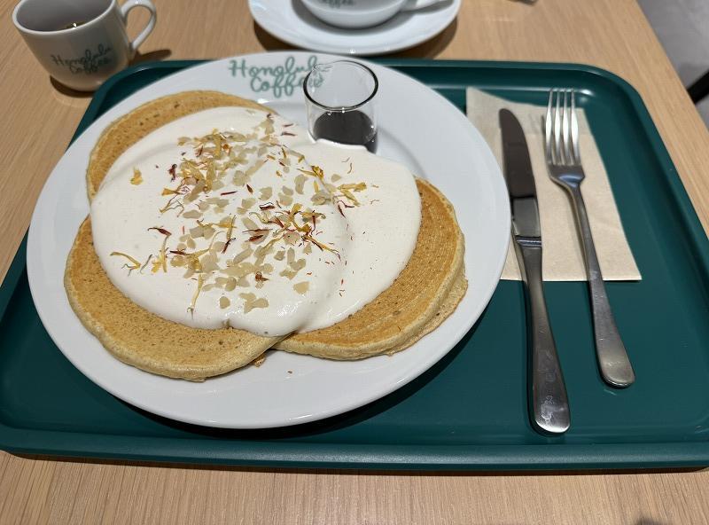 マカデミアナッツクリームパンケーキ