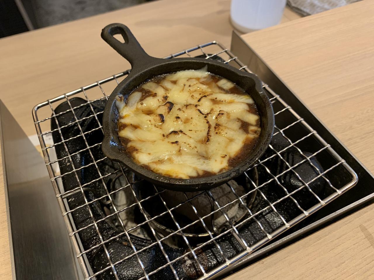 ハラミステーキとチーズハンバーグ2個
