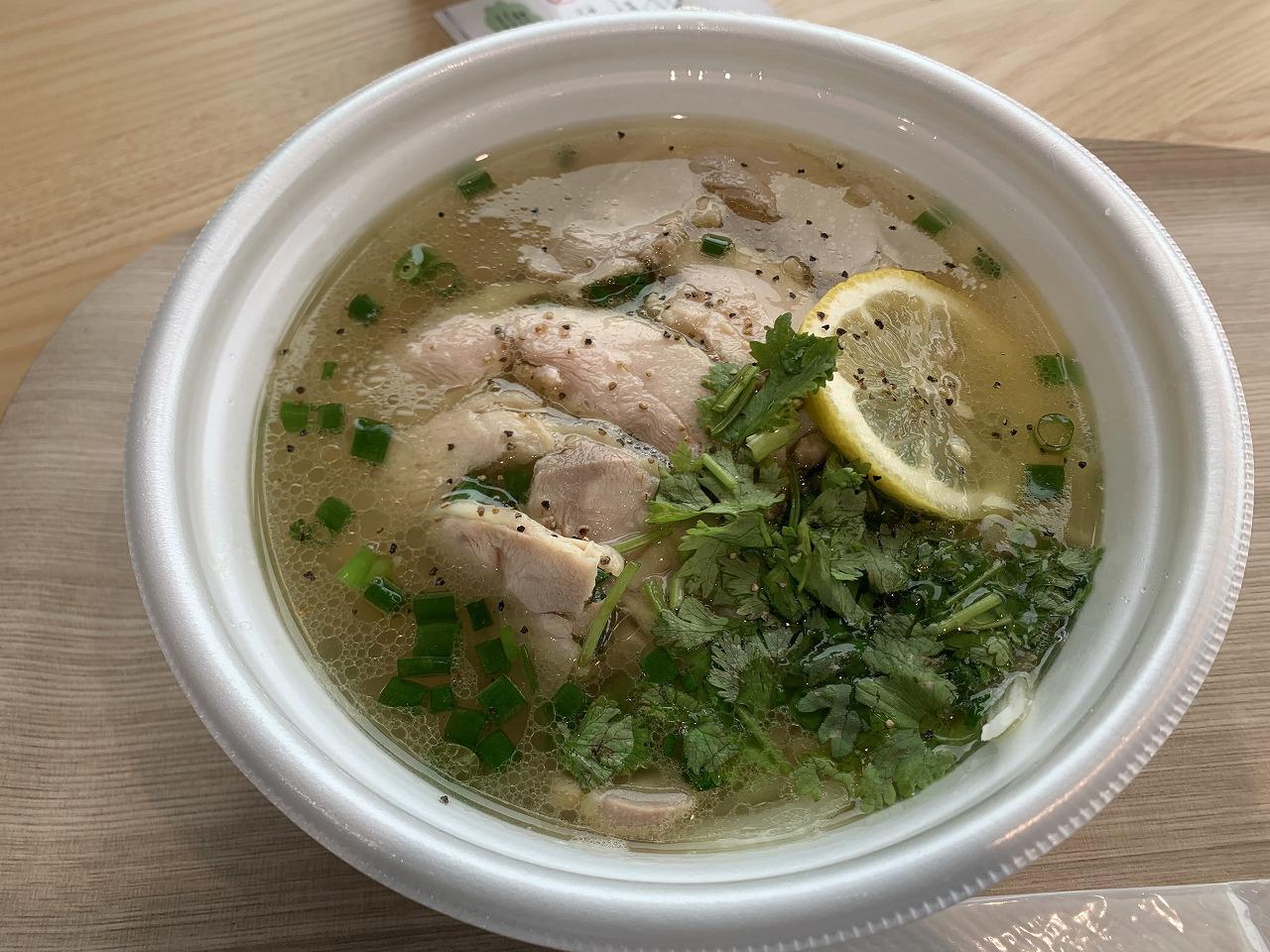 鶏肉のフォー