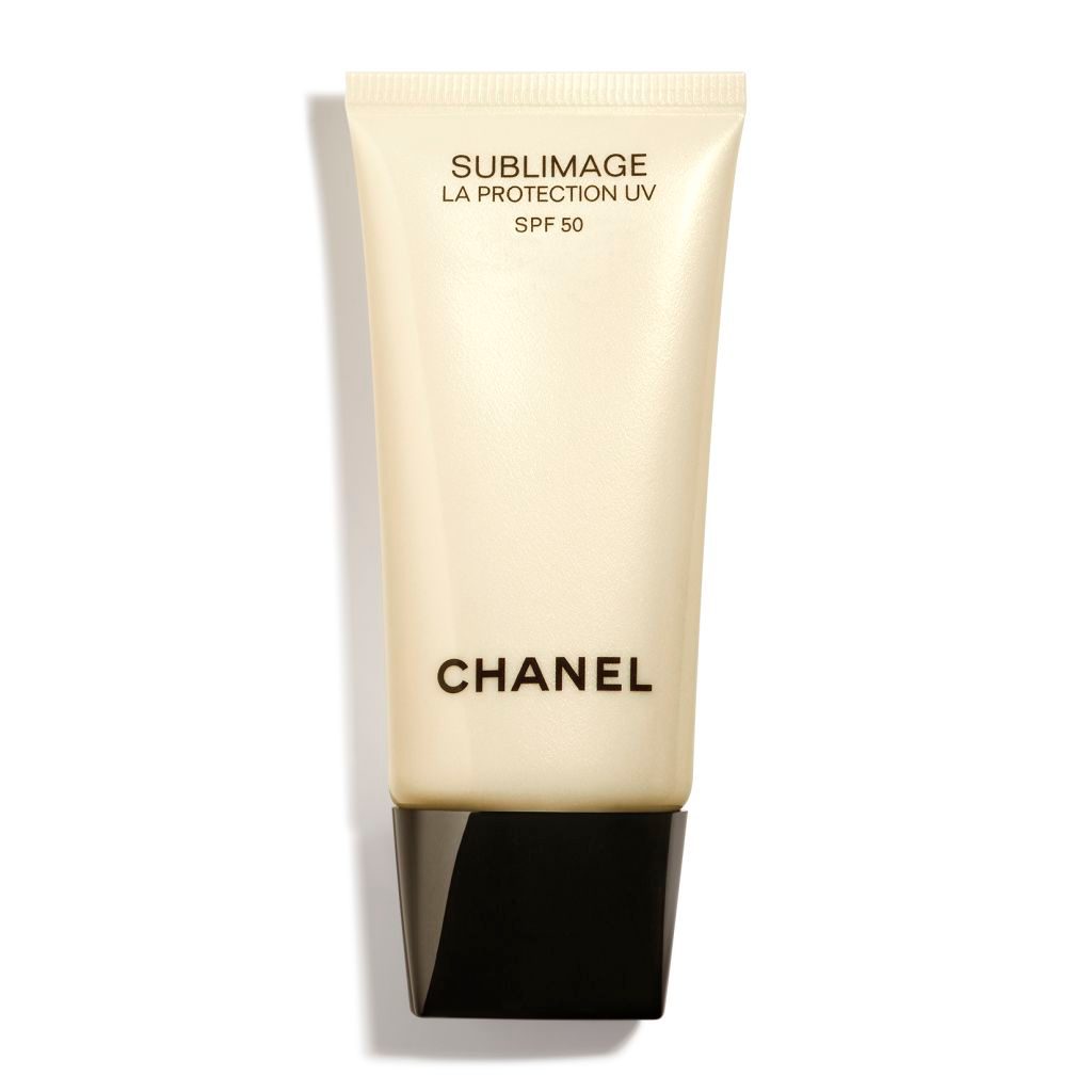 サブリマージュ ラ プロテクシオン UV 50 日やけ止め乳液  出典：https://www.chanel.com/ja_JP/fragrance-beauty/skincare/p/by-category/protection/sublimage-la-protection-uv-ultimate-regeneration-and-complete-protection_br_spf-50-p142980.html#skuid-0142980