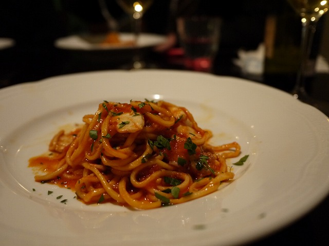 自家製麺のパスタ トマトソースのパスタ