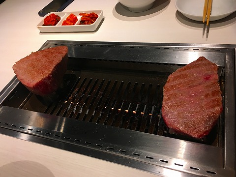 おまかせ肉マニアコース 赤身ステーキ