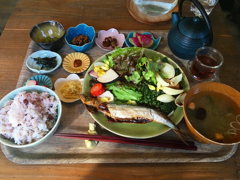 自家製イワシ一夜干し 定食