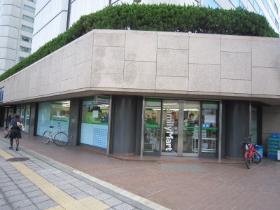 FamilyMart青山ツインビル店