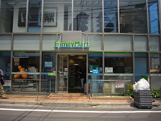 FamilyMart原宿神宮前店