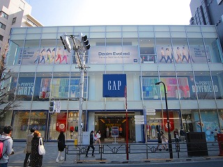 Gapフラッグシップ原宿