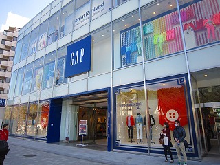 Gapフラッグシップ原宿