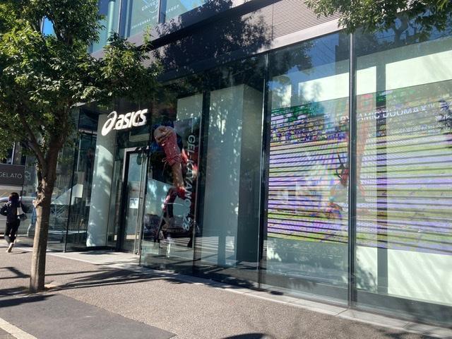  ASICS HARAJUKU FLAGSHIP （アシックス原宿フラッグシップ）