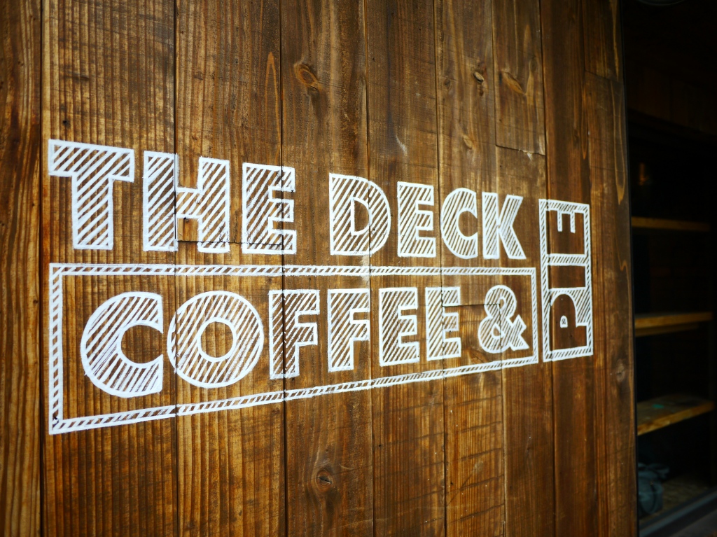 THE DECK COFFEE&PIE（ザ デック コーヒー&パイ）